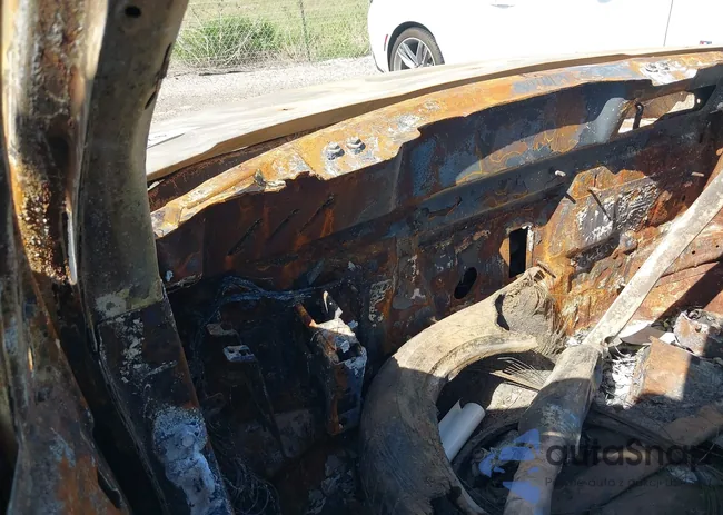 1C4NJRFB8FD143182: 42649675