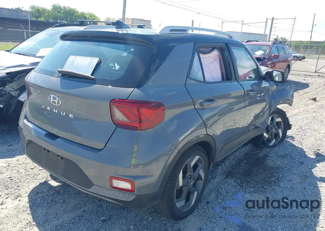 KMHRC8A32NU202534: 42649933