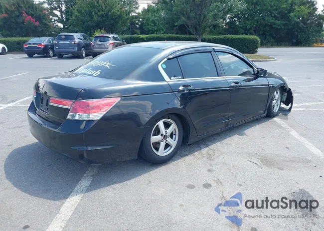 1HGCP2E36CA093386: 42648955