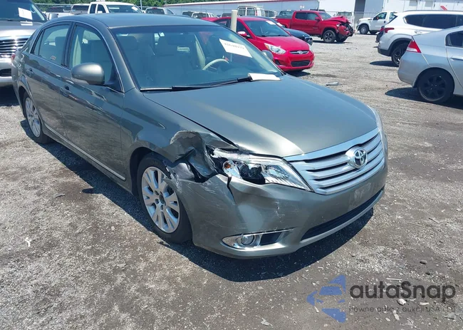 4T1BK3DB6BU388228: 42648979