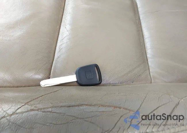 1HGCP36899A004256: 42649103