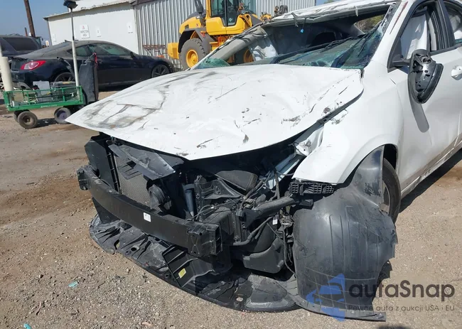 3KPF24AD9ME391224: 42649114