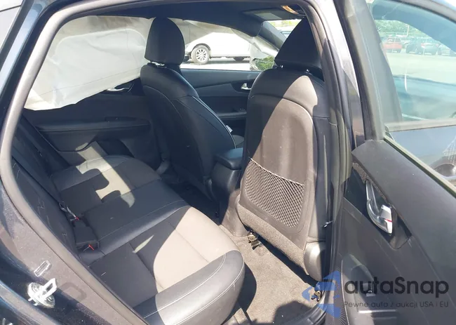 3KPF34AD4ME280920: 42650401