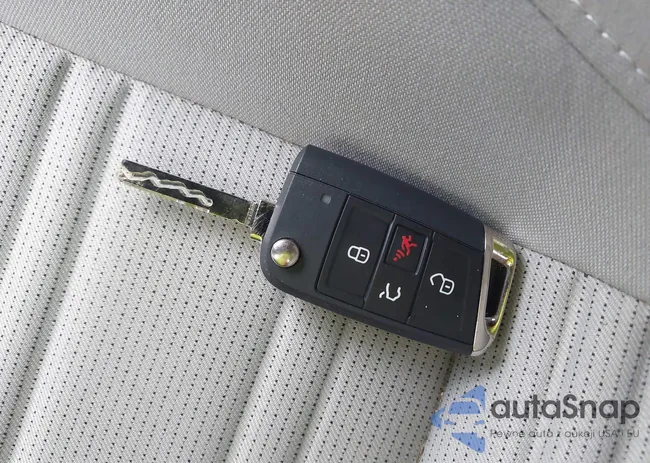 3VVRB7AX0RM193493: 42650439