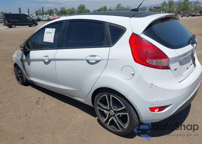 3FADP4EJ9DM111239: 42650617