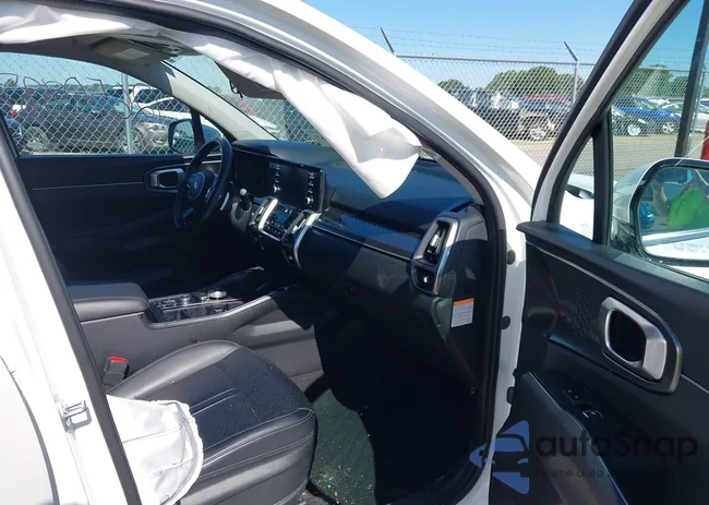 KNDRG4LG5M5038433: 42650887