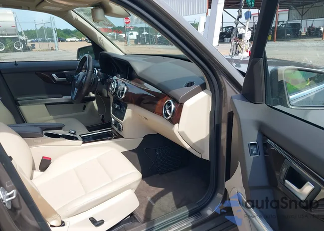 WDCGG5HB7EG264483: 42650888