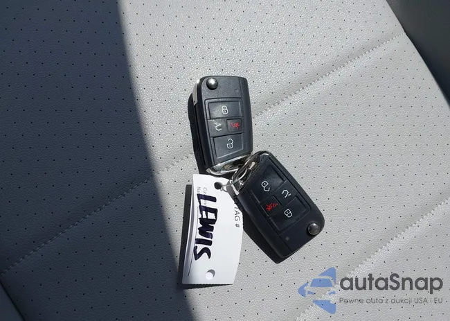 3VV2B7AX2LM038095: 42650109