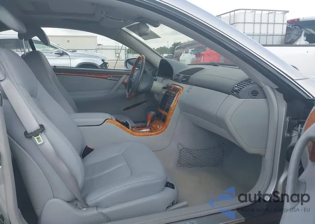 WDBPJ78J92A021247: 42650135