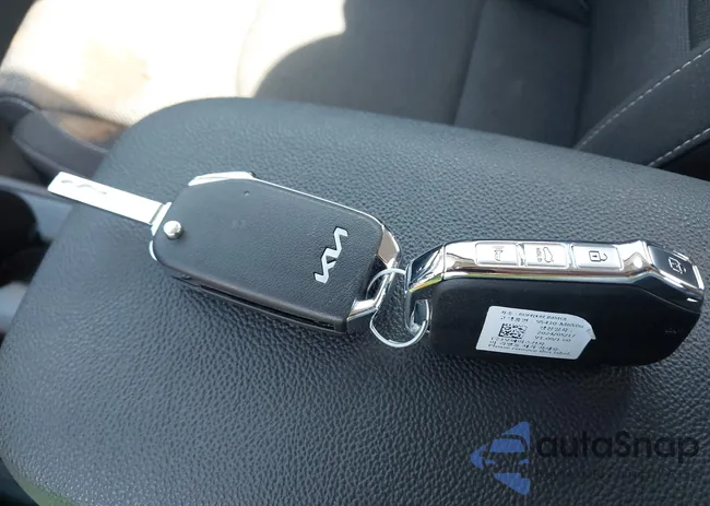 3KPF24AD5RE836579: 42650162