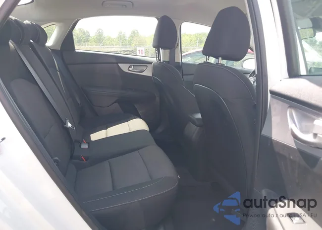 3KPF24AD5RE836579: 42650162