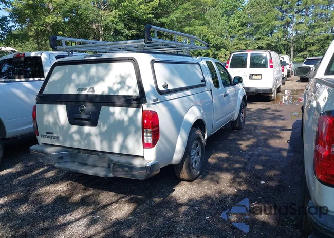 1N6BD0CTXGN752740: 42650236