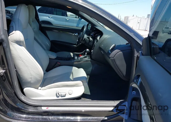 WUAC6AFR7DA901876: 42650313