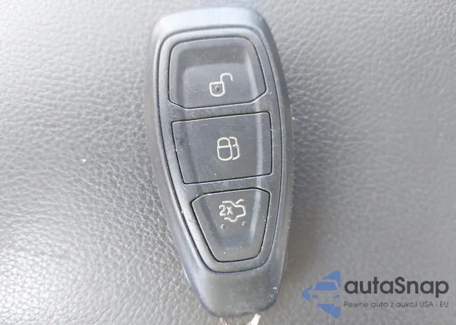 1FADP5BU1DL504755: 42651752