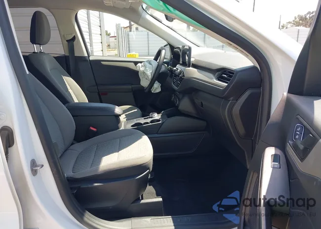 1FMCU0BZ9NUA25942: 42651753