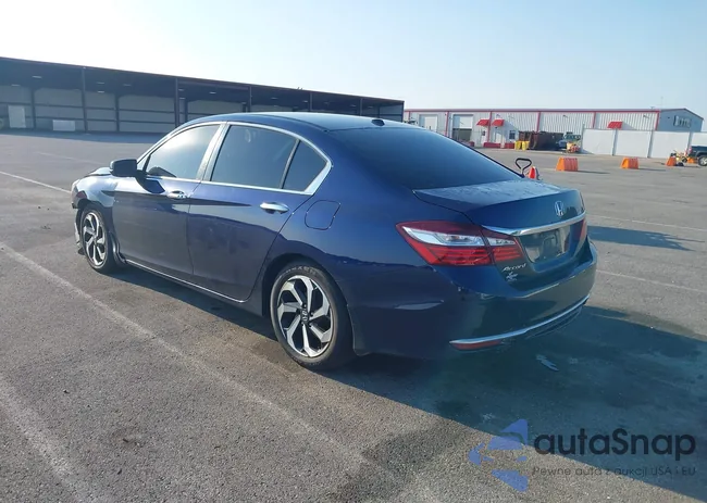 1HGCR2F83GA138021: 42651754