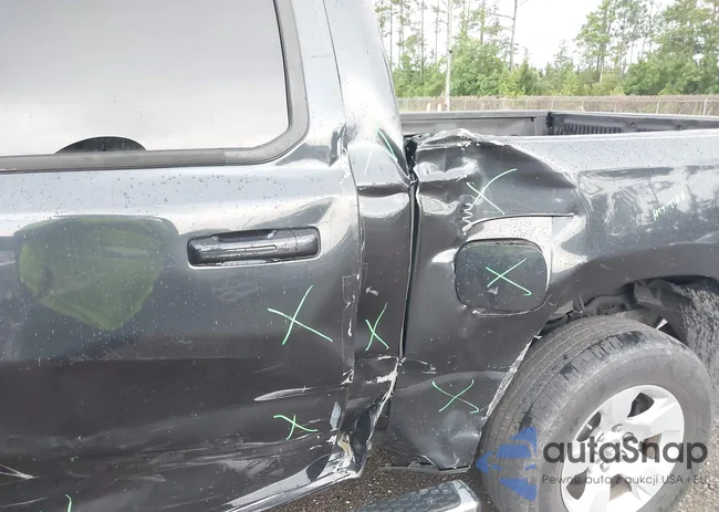 1C6SRFFTXKN742437: 42651769