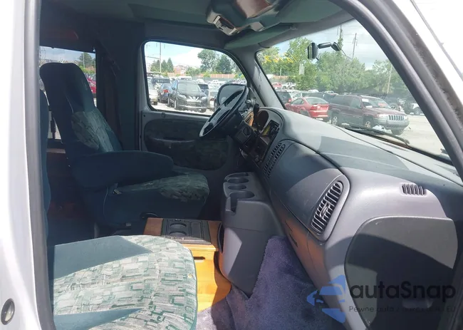 2B6HB11Y4YK127632: 42651858