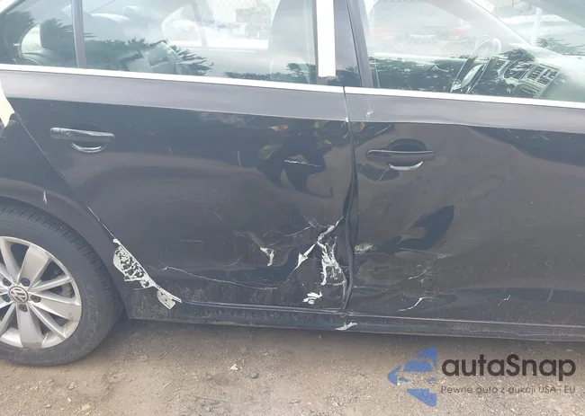 3VWD17AJXFM338250: 42651860