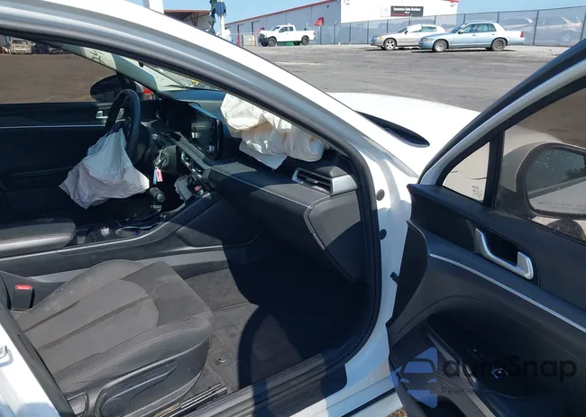 5XXG24J22MG041508: 42652457