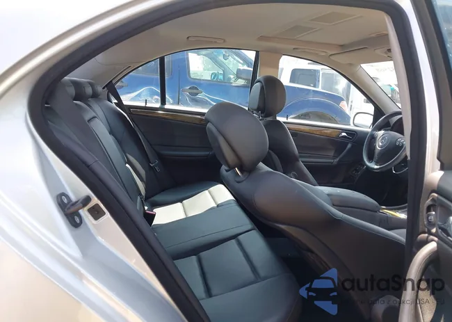 WDBRF52H07F892584: 42652568