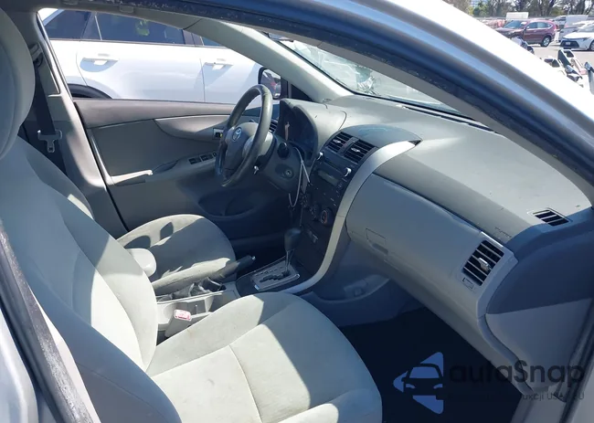 1NXBU4EE6AZ303749: 42652615