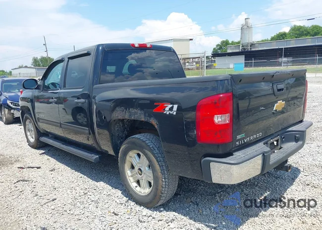 1GCPKSE7XCF151732: 42652633