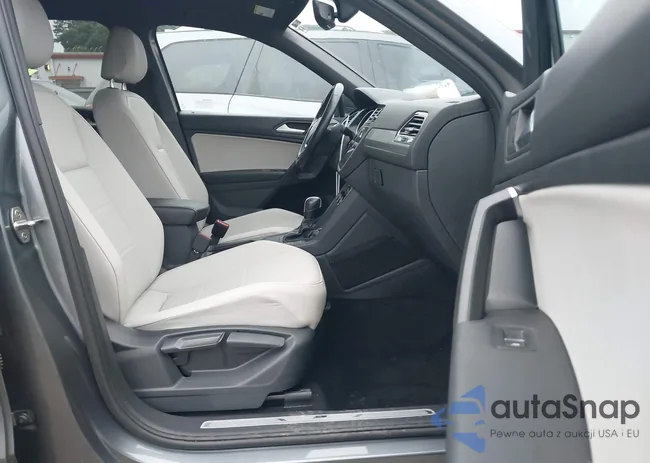 3VV3B7AX0MM102849: 42652693