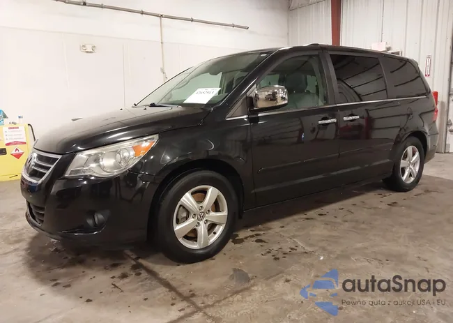 2C4RVADG4CR164917: 42652913