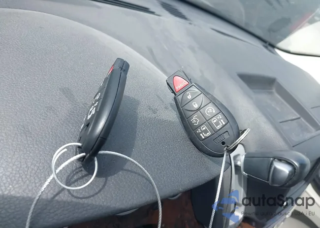 2C4RVADG4CR164917: 42652913