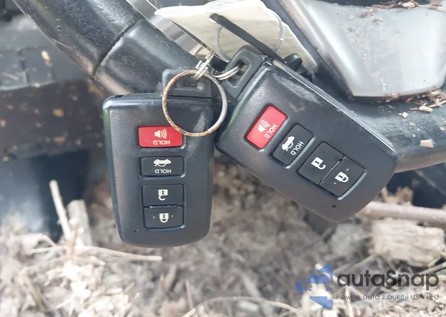 2T1BURHE2EC033824: 42652914