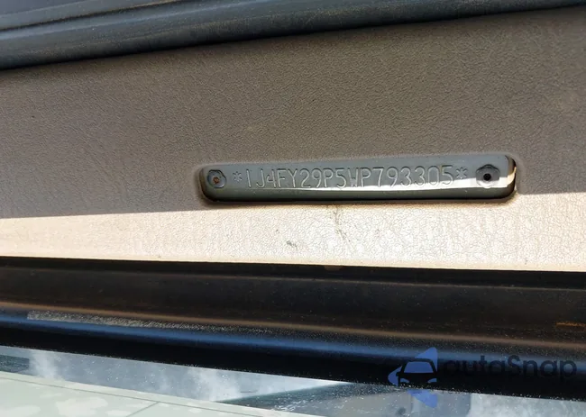 1J4FY29P5WP793305: 42653372