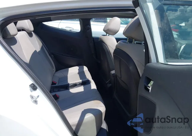 KMHTC6AD5DU113297: 42653393