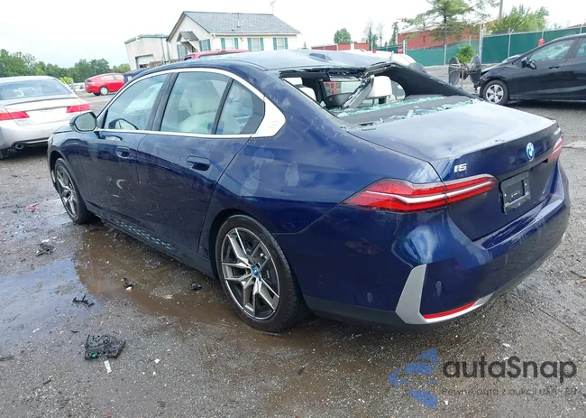 WBY33FK03RCR83352: 42653803