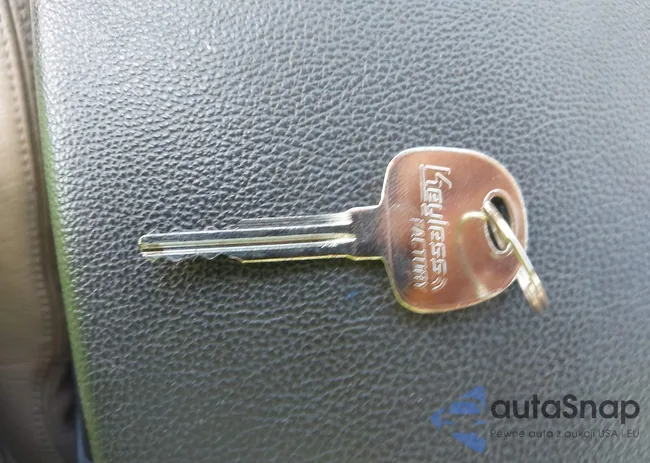 KMHDH4AE5CU215491: 42653830