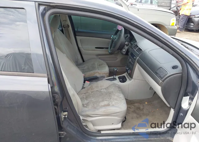 1G1AL58F587243011: 42653311