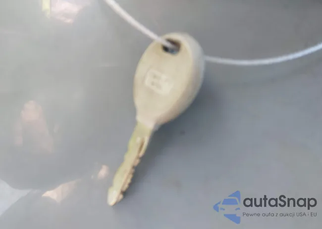 1J4GX38S32C238339: 42653341