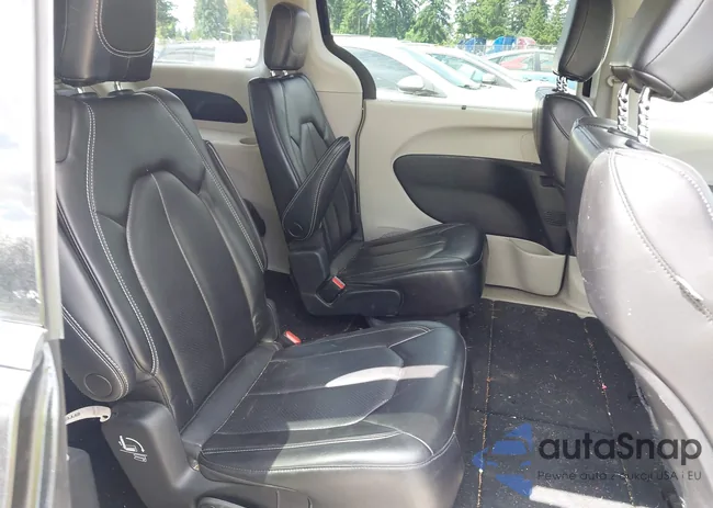 2C4RC1BG8PR631948: 42654540