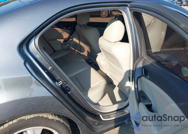 JH4CU26689C021553: 42654616