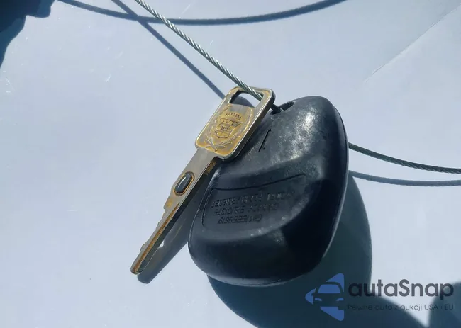 1G6EL12Y8VU617915: 42654630