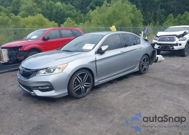 1HGCR2F67GA151496: 42654703