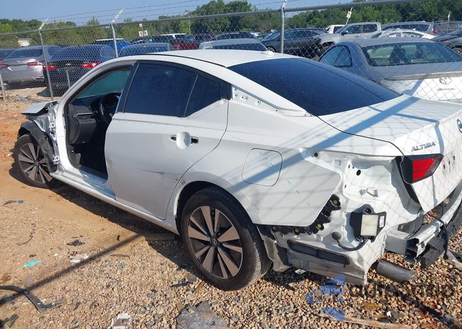 1N4BL4DV0MN357853: 42654147