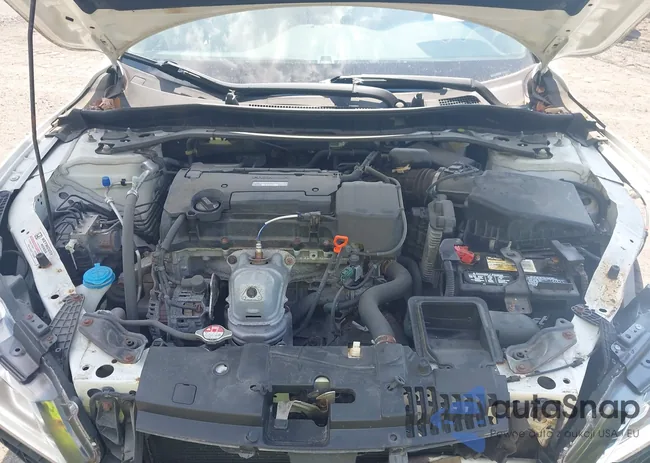 1HGCR2F84GA203667: 42655669