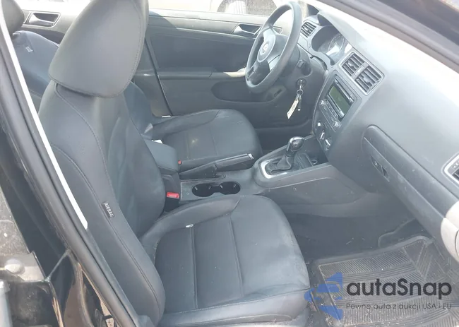 3VWDP7AJ6CM461926: 42655873