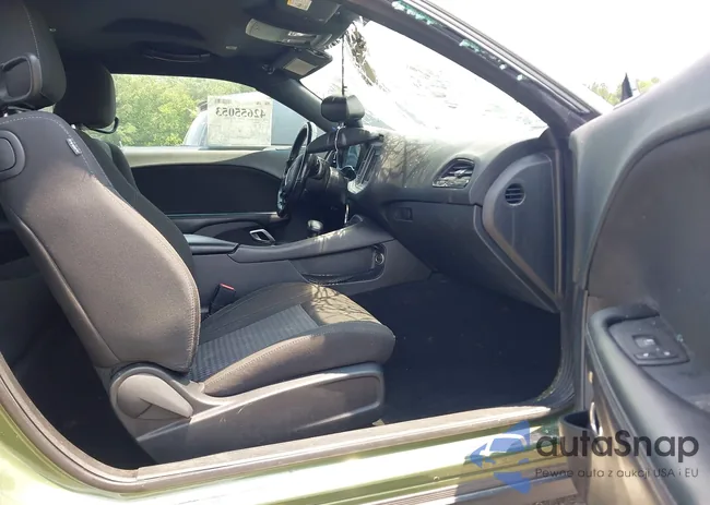 2C3CDZAG6LH134727: 42655053