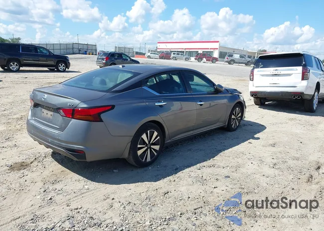 1N4BL4DV9MN305718: 42656454