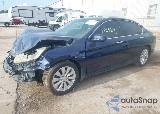 1HGCR2F70DA103424: 42656533