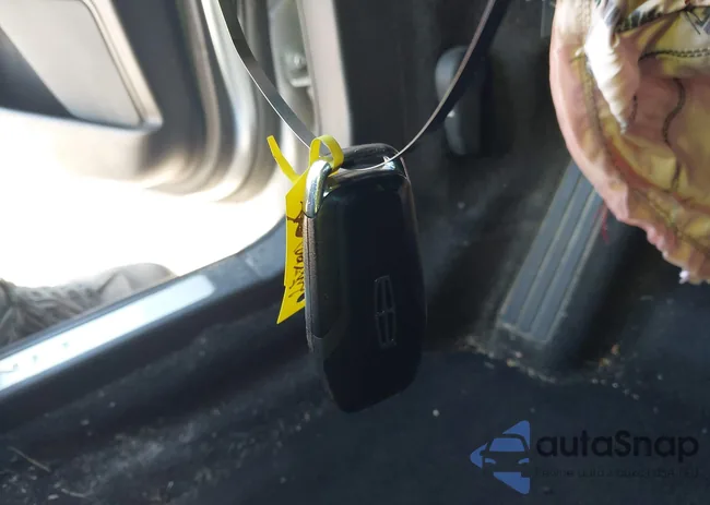 3LN6L2LU5ER822663: 42656735