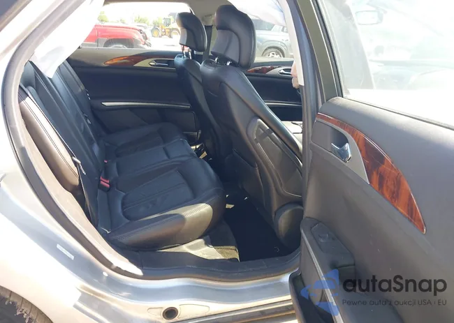 3LN6L2LU5ER822663: 42656735