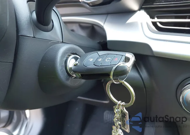 KL77LFEP8SC237638: 42656821